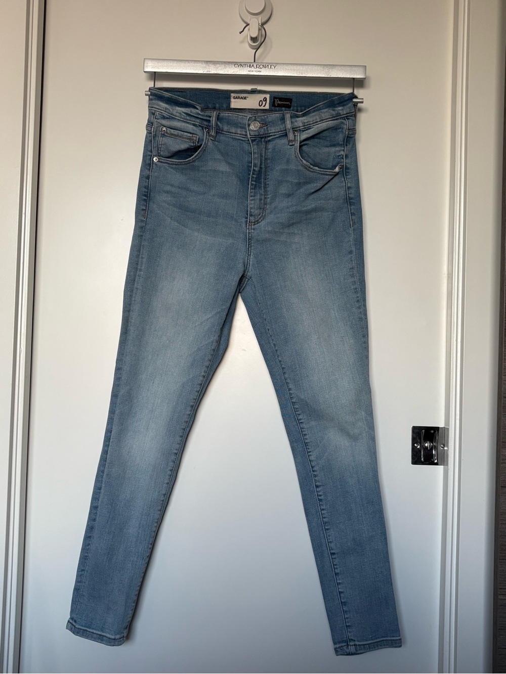 Garage Light Blue Skinny Jeans in size 9